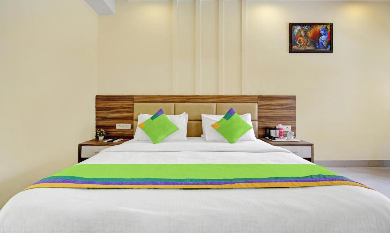 Hotel Raj Darbar - 10 Meter From Golden Temple Amritsar Zewnętrze zdjęcie