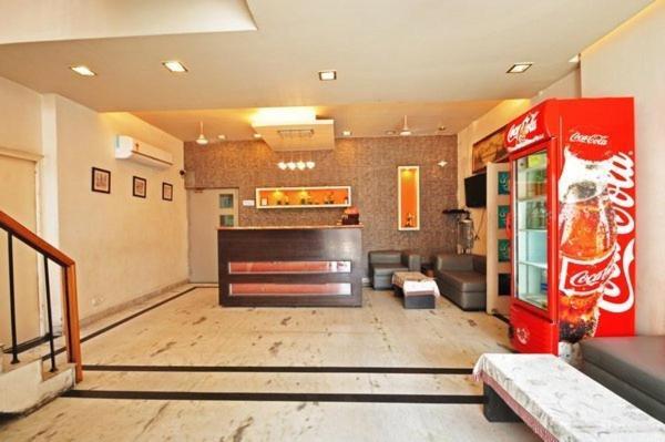 Hotel Raj Darbar - 10 Meter From Golden Temple Amritsar Zewnętrze zdjęcie